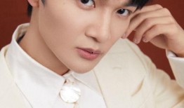 周深圈内爆料女朋友,爱情甜蜜，幸福满溢！